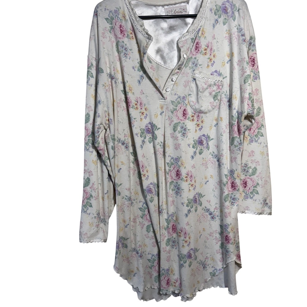 VTG Aria Floral Nightgown Size XL Flowy Lettace Hem Granny Cottagecore Country